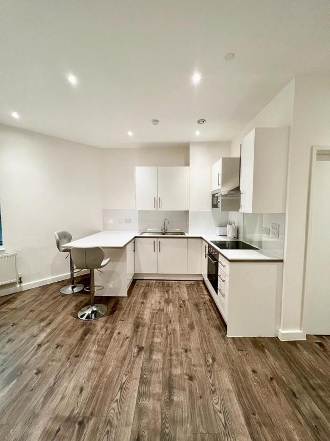 Alarabi Apartments-Studio Flat Croydon Exterior foto